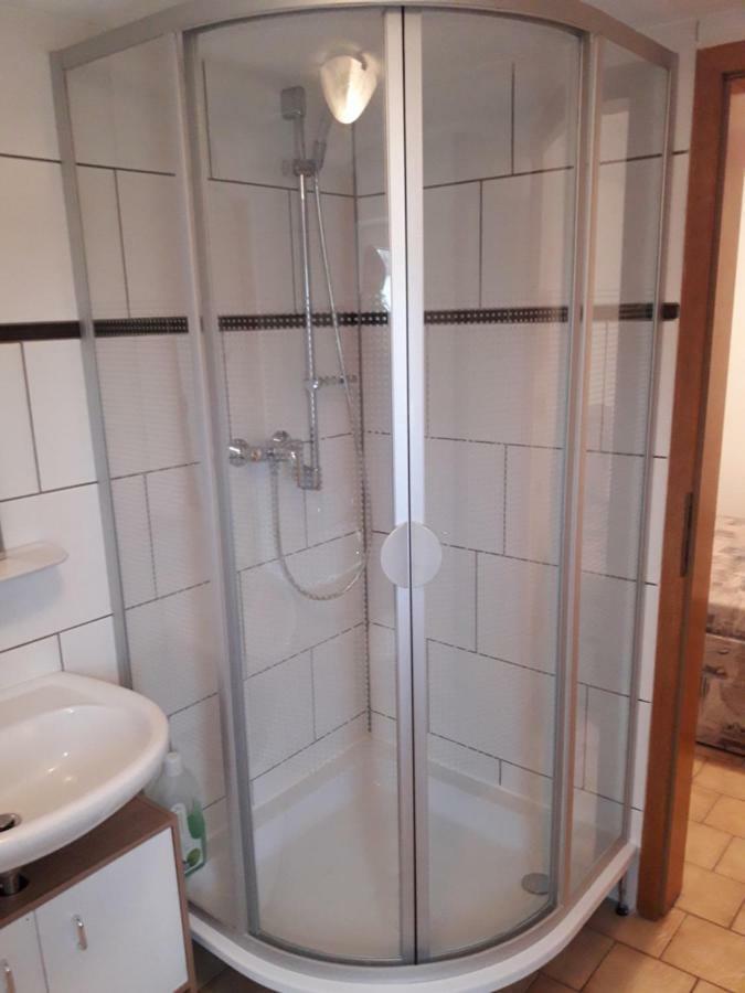 Kleine Am Stadtrand Von *